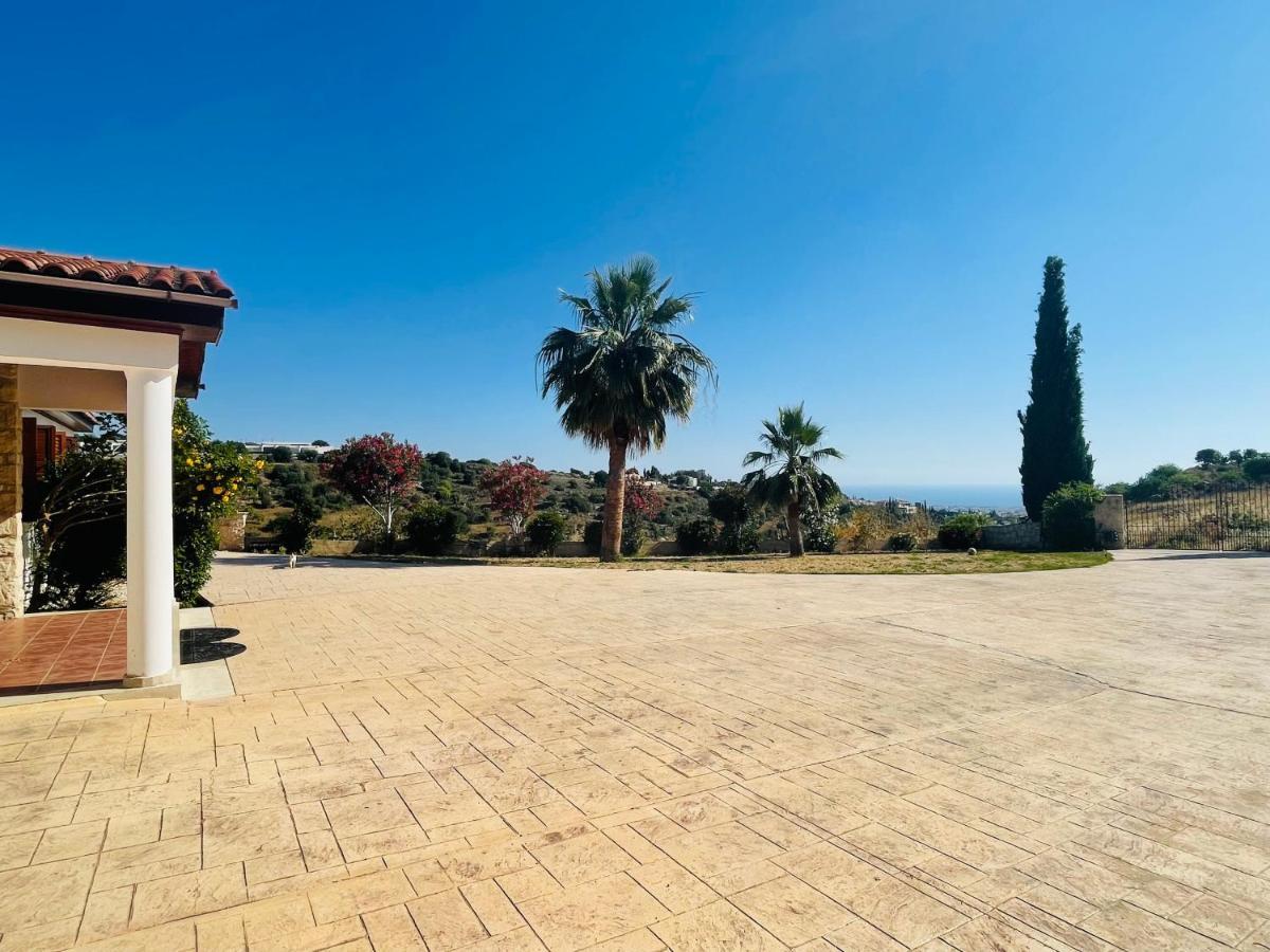 Beautiful Home Paphos Extérieur photo