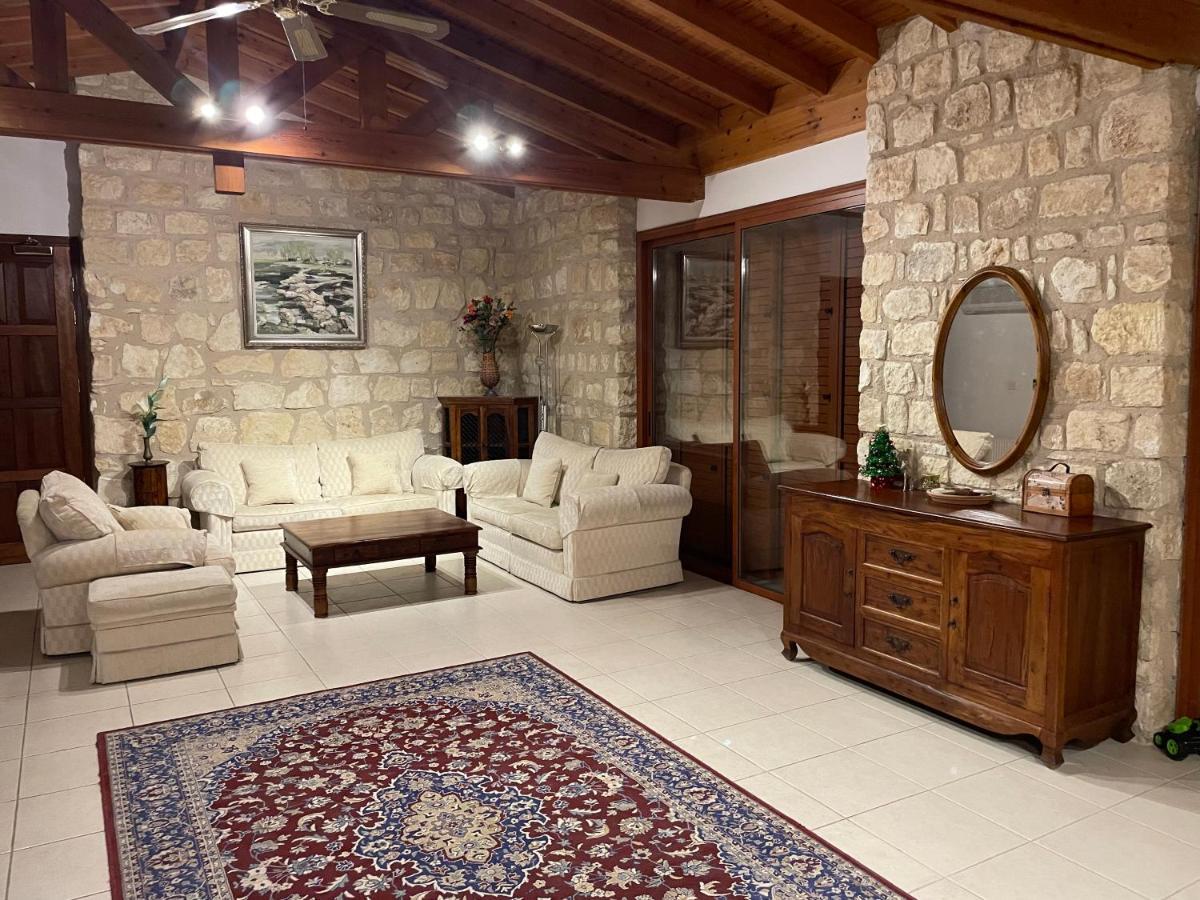 Beautiful Home Paphos Extérieur photo