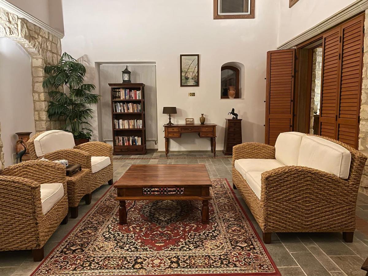 Beautiful Home Paphos Extérieur photo