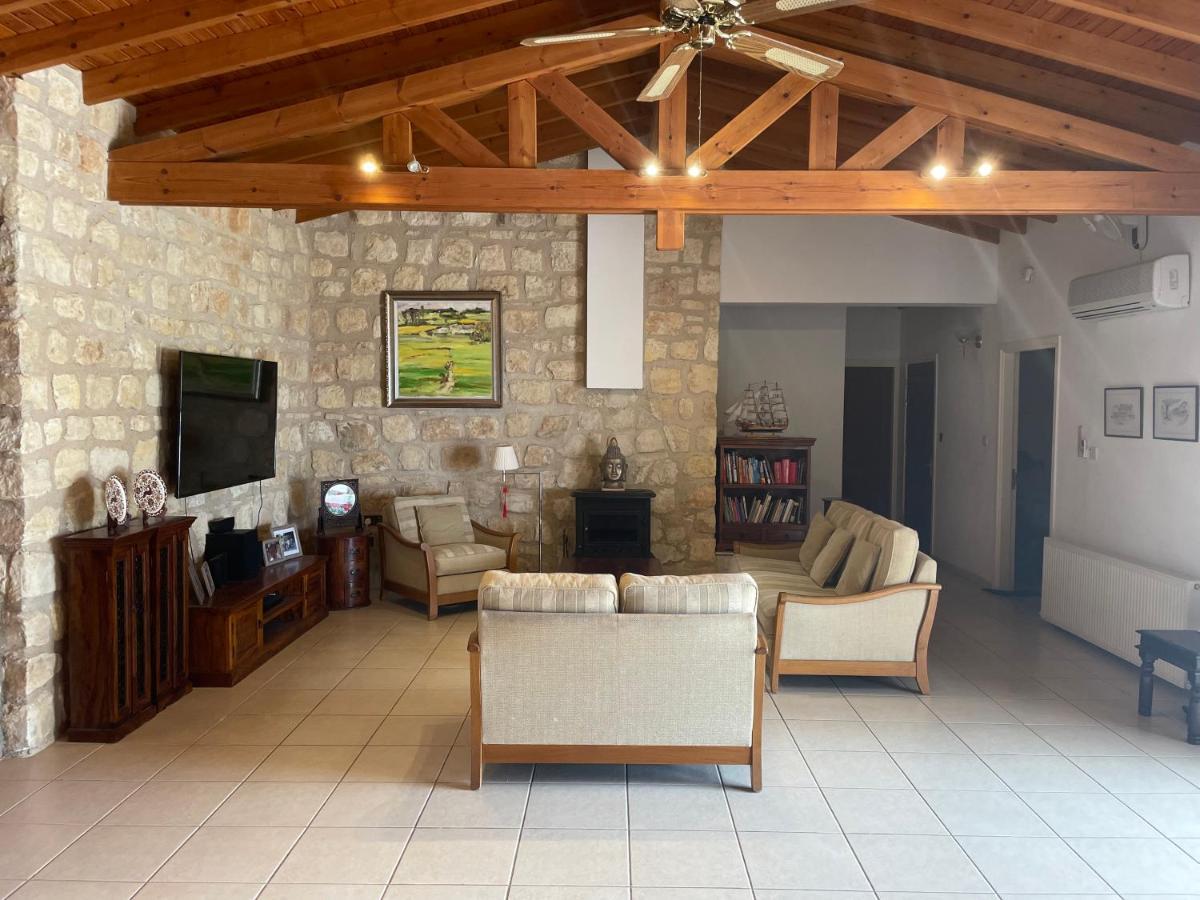Beautiful Home Paphos Extérieur photo