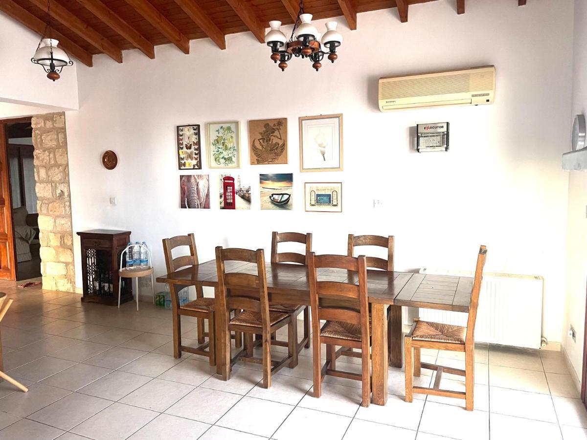 Beautiful Home Paphos Extérieur photo