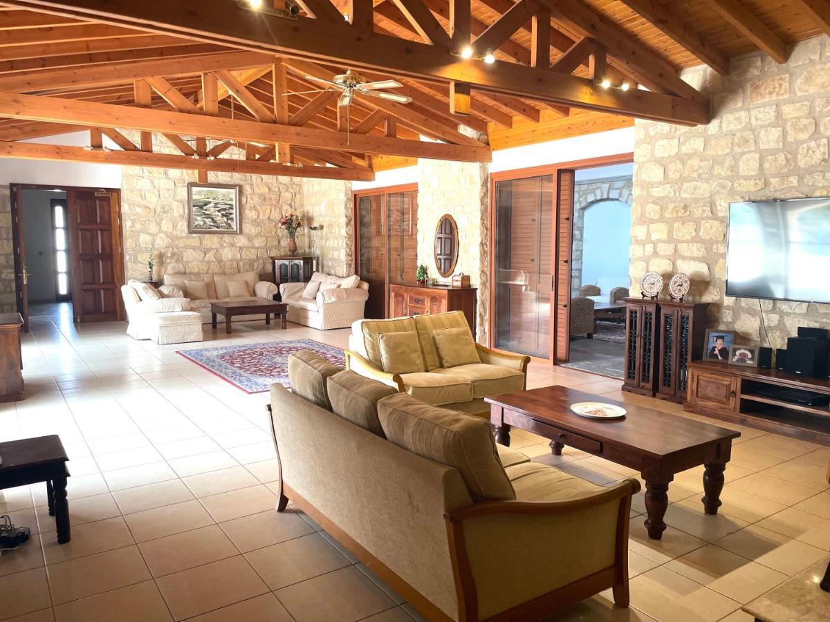 Beautiful Home Paphos Extérieur photo